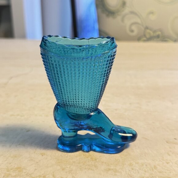 Vintage Fenton Glass Blue Hobnail Boot Shoe Slipper Figurine With Scalloped Rim - Picture 3 of 6